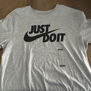 Nike Heather Gray 'Just Do It' Tee